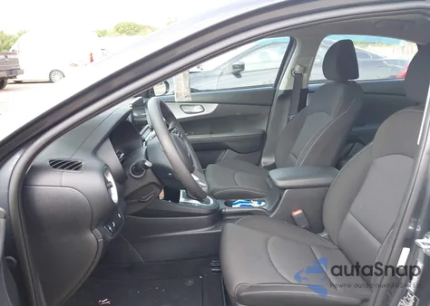 2023 Kia Forte Lxs из США, поврежденный, VIN 3KPF24ADXPE571185